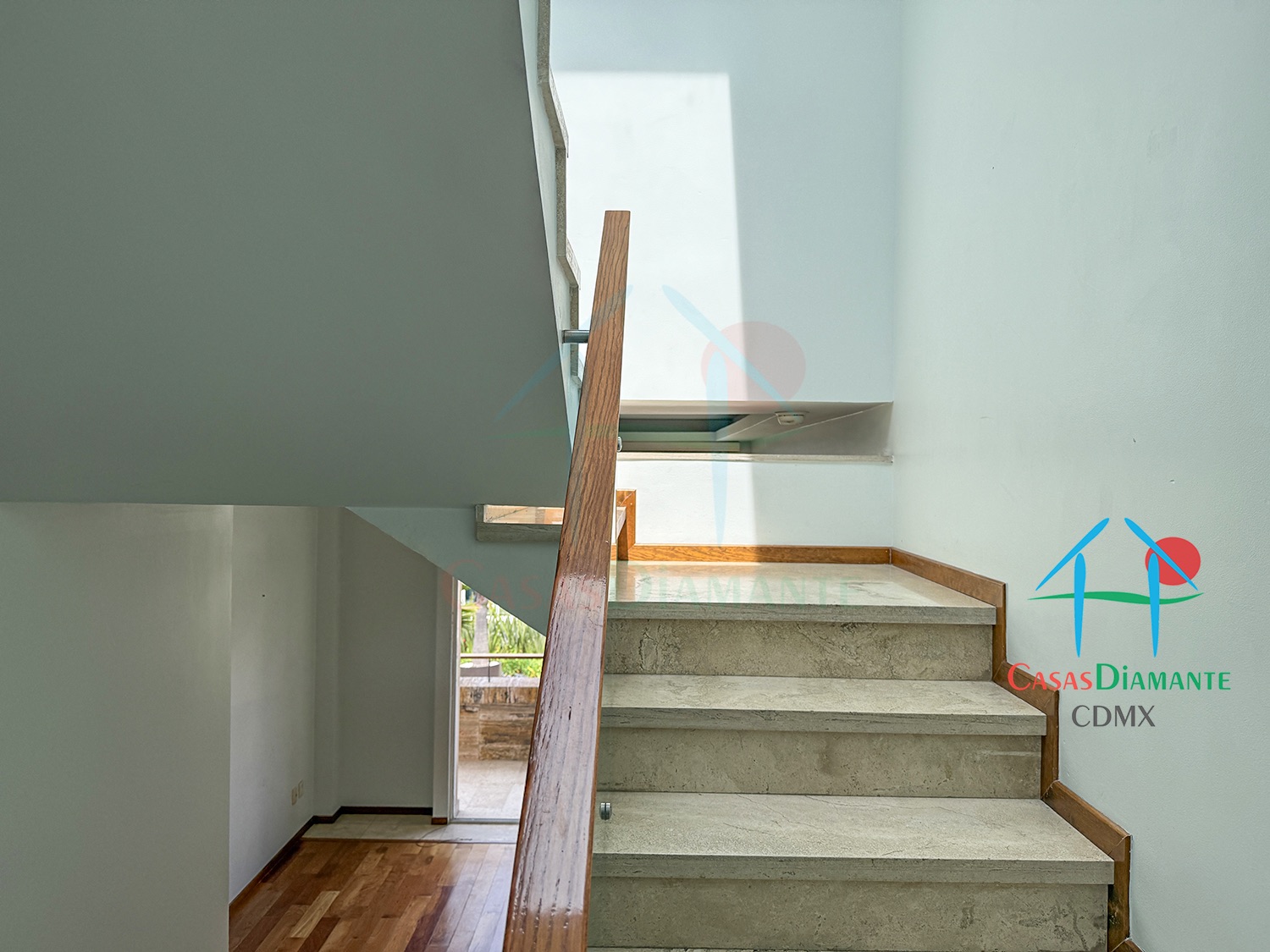 Av. Toluca Villa Sauce BC - Escaleras 4